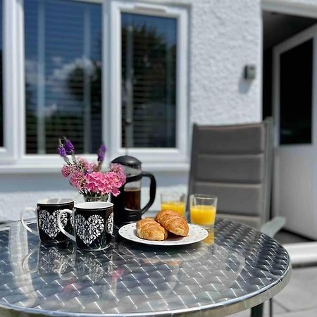 Little Greenway Holiday Bungalow Galmpton Экстерьер фото